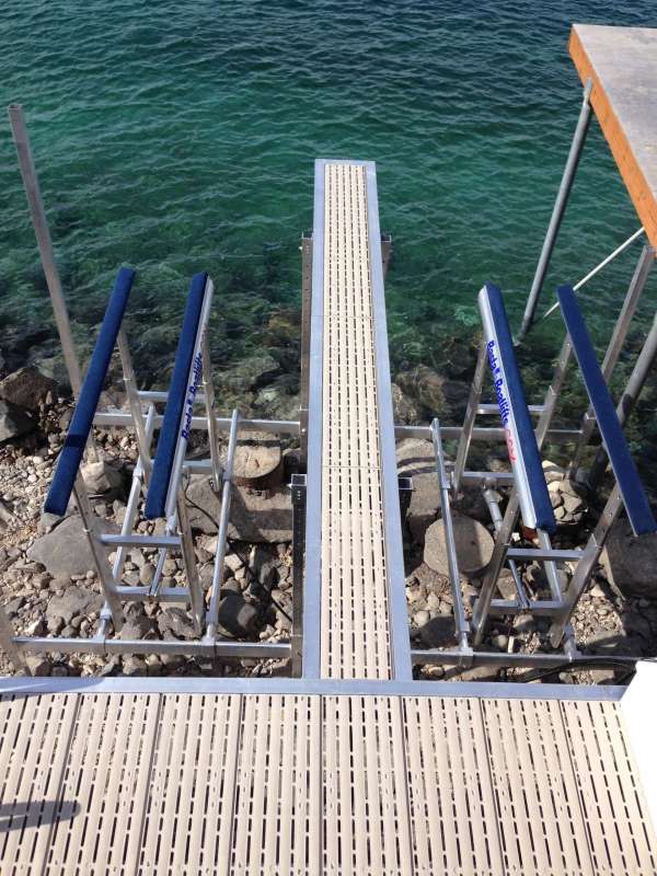 2000 LB CAPACITY TANDEM HYDRAULIC LIFT - Image 4